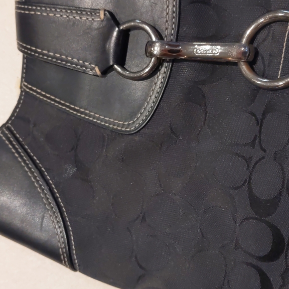 Authentic Coach Purse - Picture 2 of 10